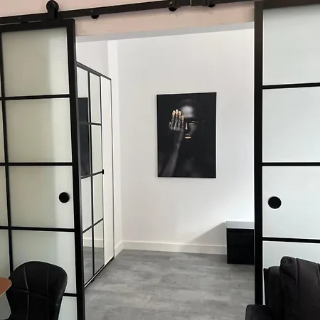 Apartment Loft W Centrum Z Jacuzzi *