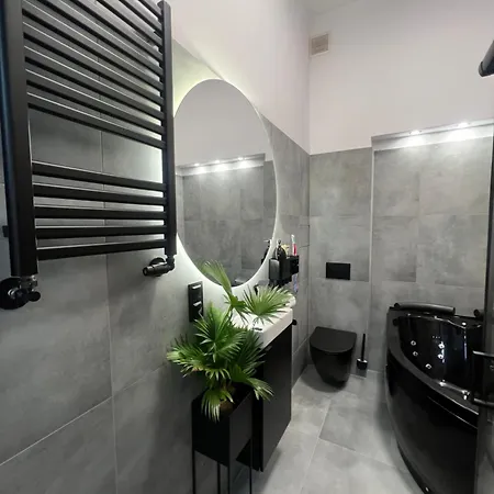 Apartment Loft W Centrum Z Jacuzzi *
