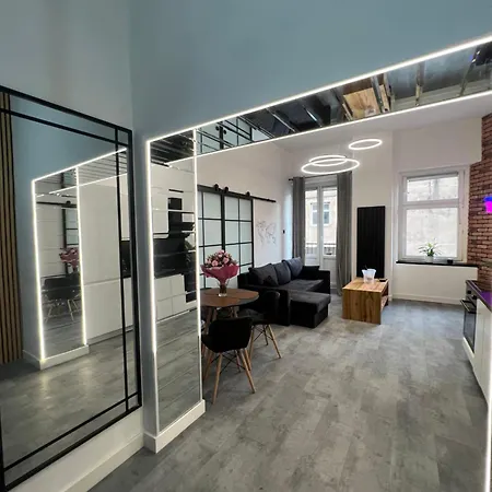 Apartment Loft W Centrum Z Jacuzzi Wroclaw