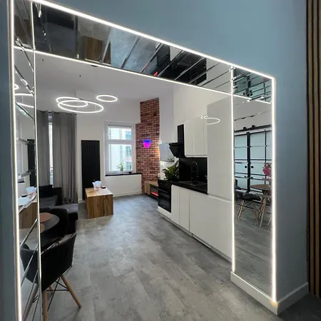 Loft W Centrum Z Jacuzzi * Wrocław
