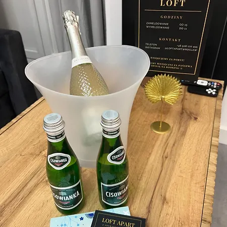 Loft W Centrum Z Jacuzzi Apartment Wroclaw